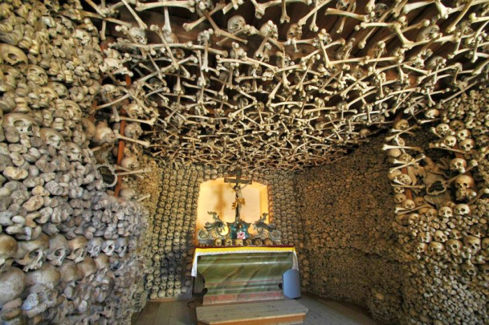 capela dos cranios